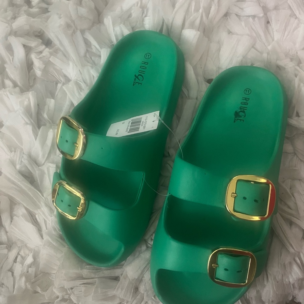 Rouge! Green Sandals with Gold Buckles